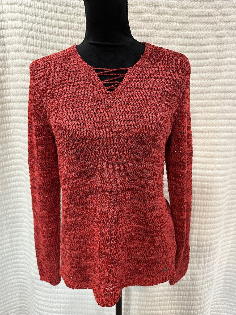 Olsen Europe Red Textured Open-Knit V-Neck Sweater Size S